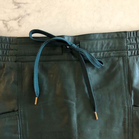 Marc by Marc Jacobs Green Leather Mini Skirt 💚 - Picture 4 of 7